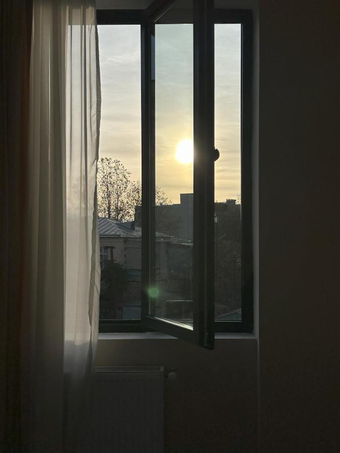 Bina N28 Hotell Kutaisi Eksteriør bilde
